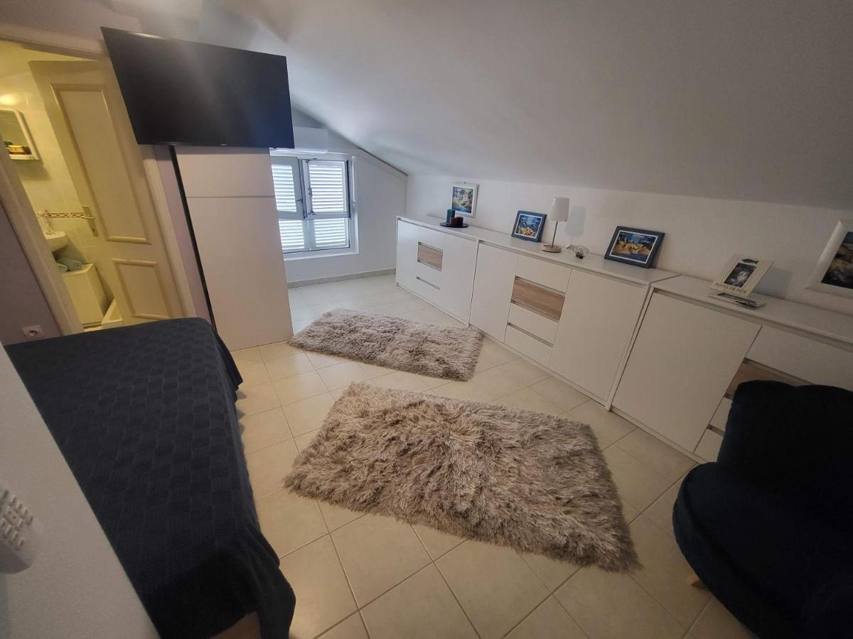 Apartamento Sea View Novalja Exterior foto